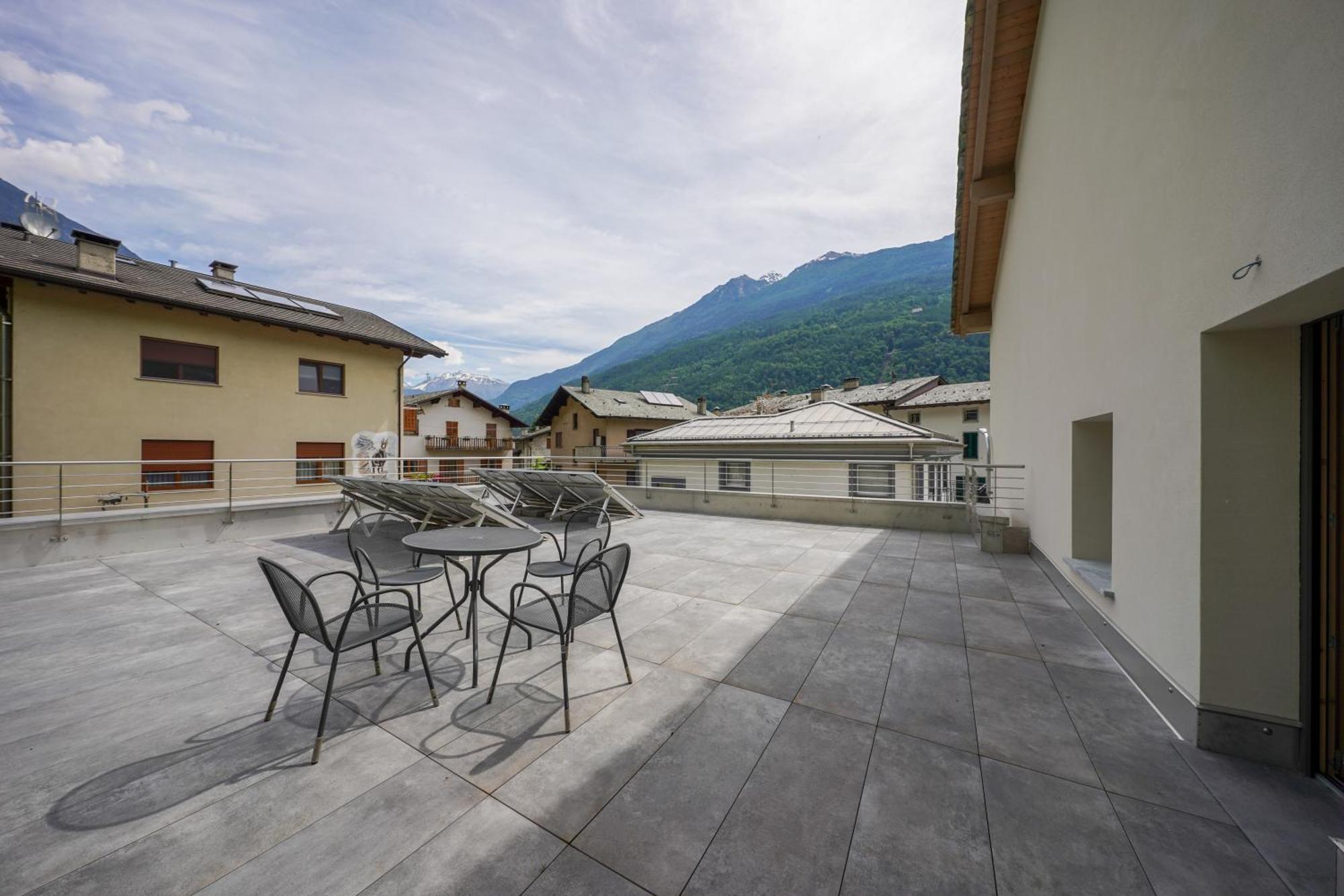 グロソットAl Campanile - Valtellina - 15 Min Da Bernina Expressアパートメント エクステリア 写真